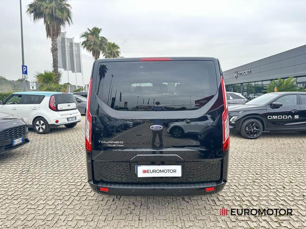 Ford Tourneo Custom usata a Bari (6)