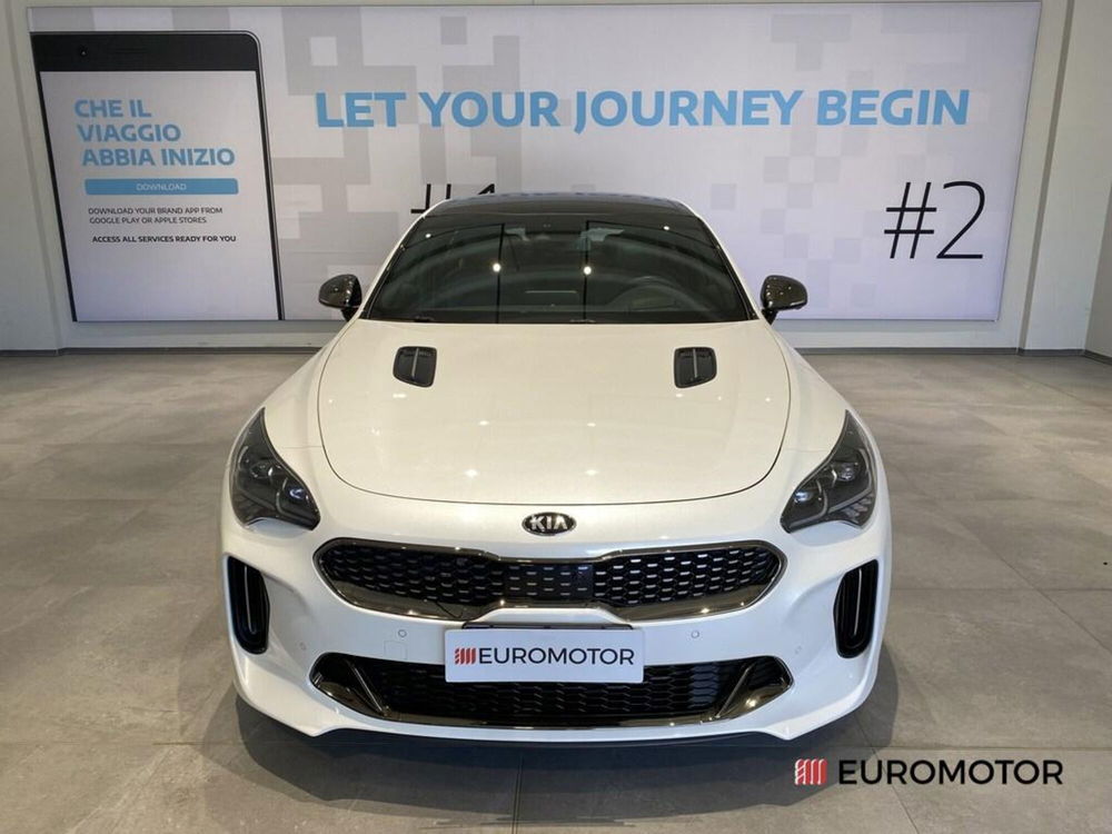 Kia Stinger usata a Bari (5)