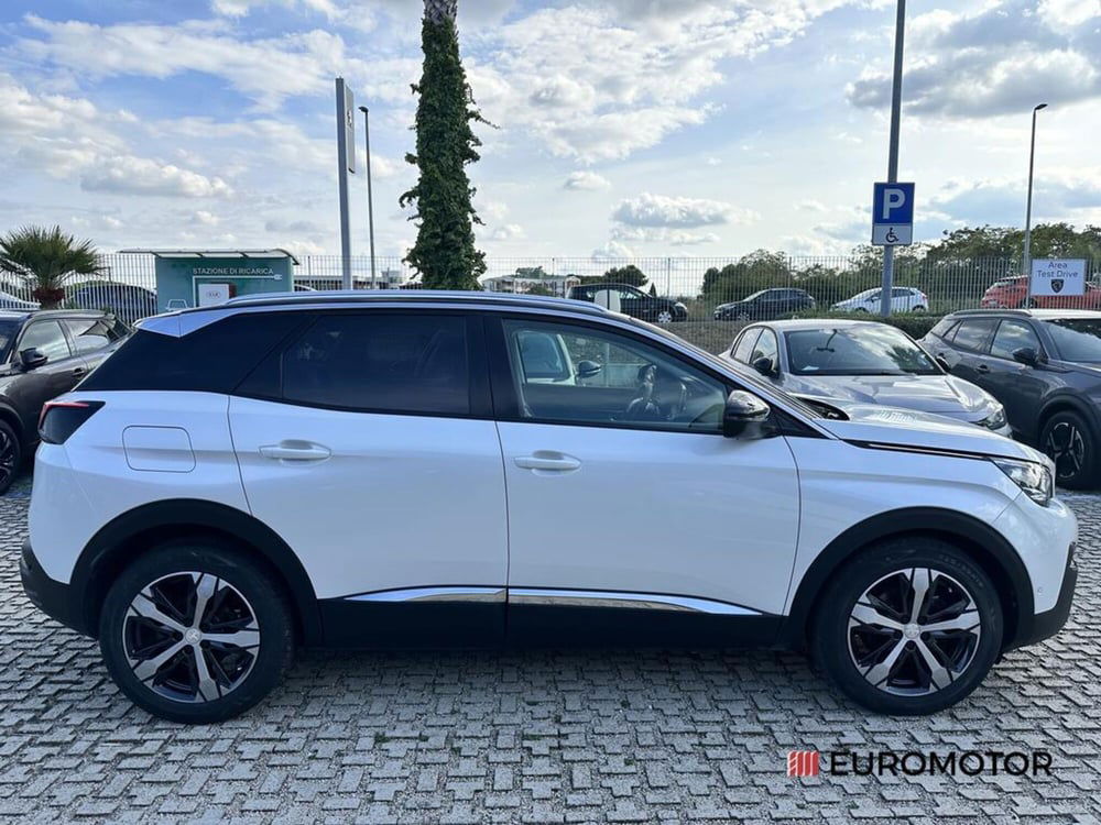 Peugeot 3008 usata a Bari (4)