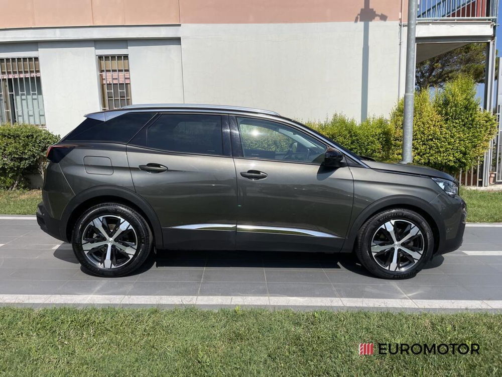 Peugeot 3008 usata a Bari (4)