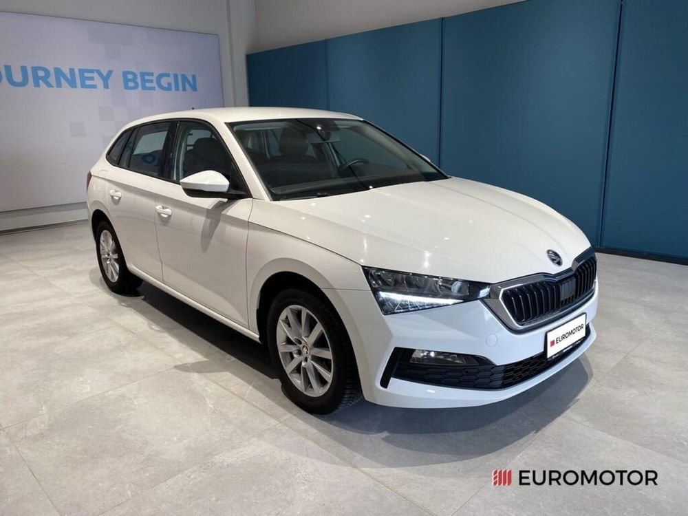 Skoda Scala usata a Bari (3)