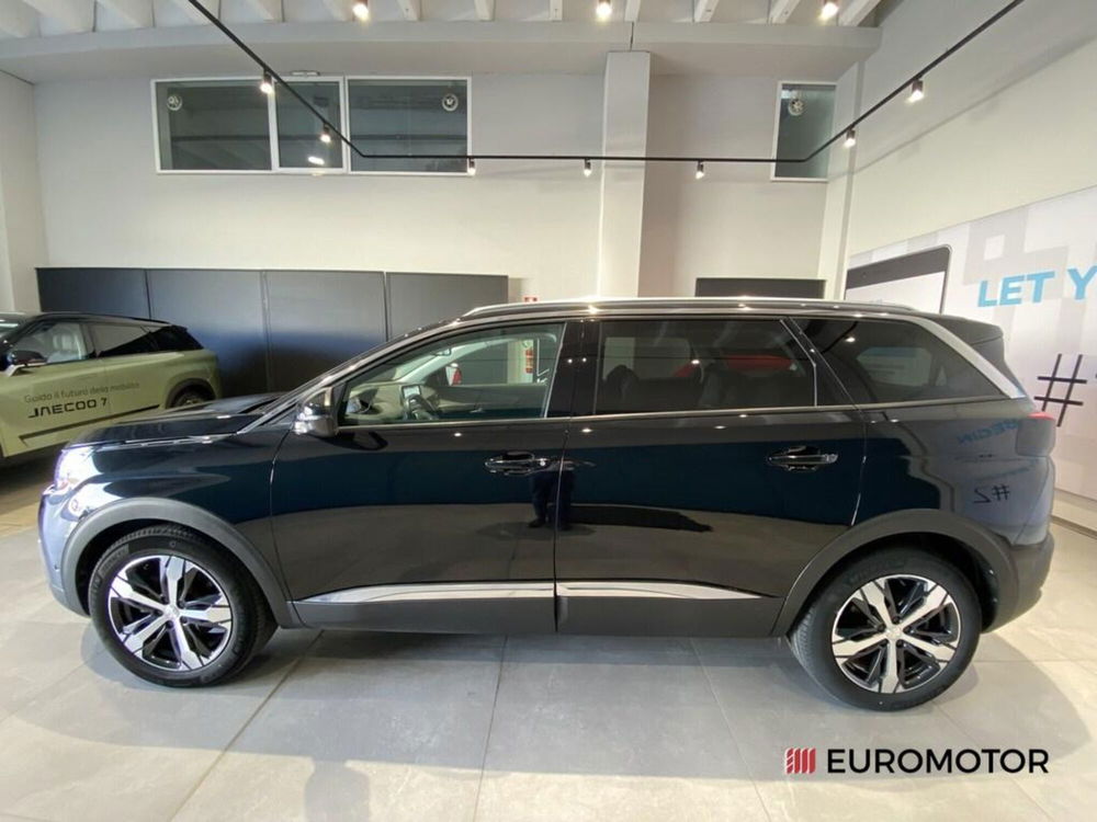 Peugeot 5008 usata a Bari (11)