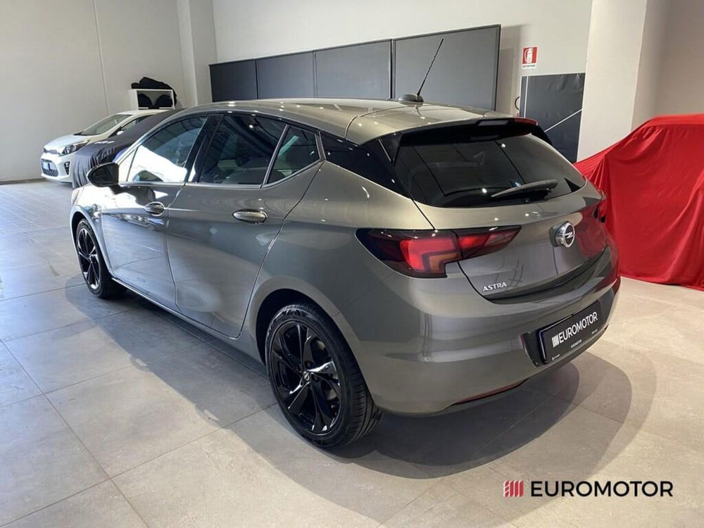 Opel Astra usata a Bari (10)