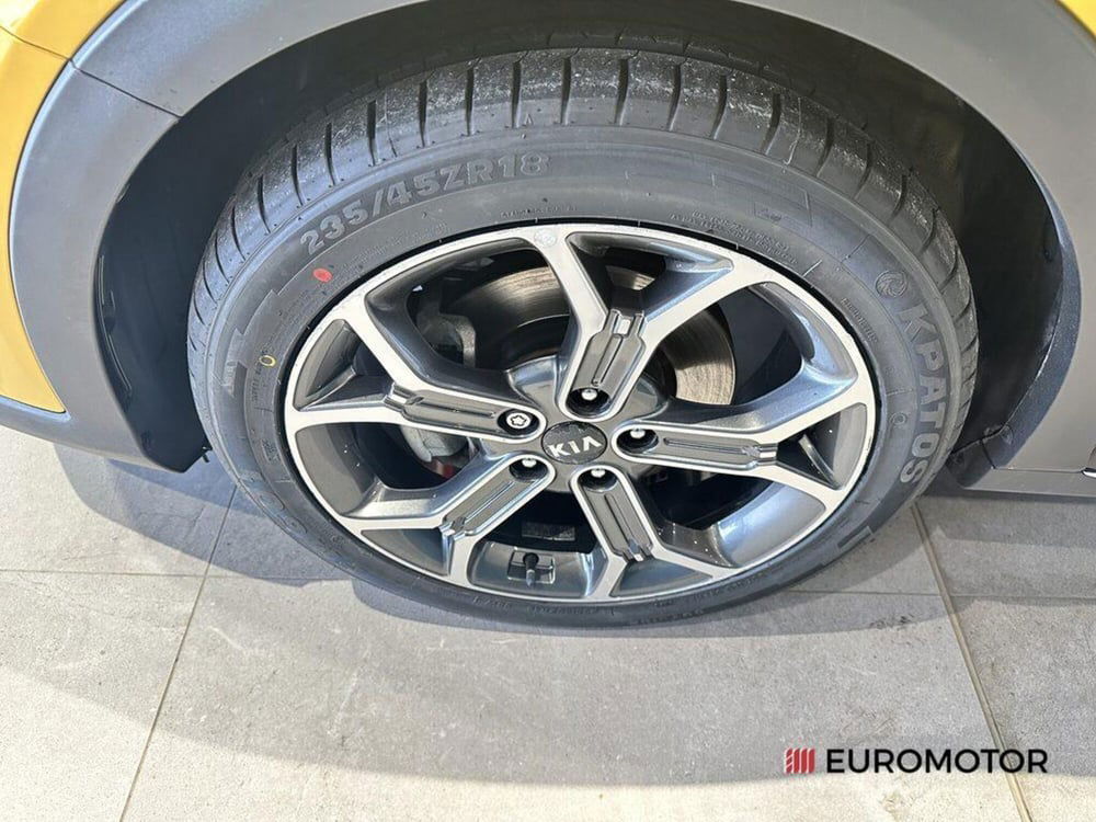 Kia XCeed usata a Bari (9)