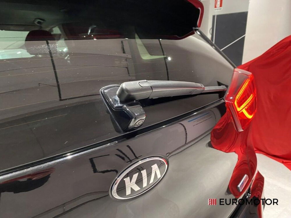 Kia Niro usata a Bari (11)