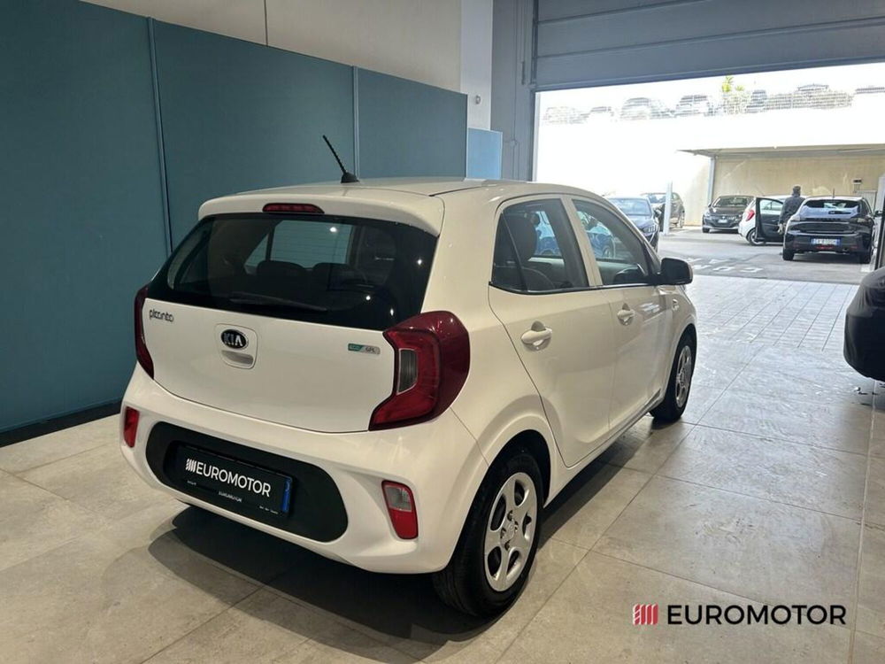 Kia Picanto usata a Bari (6)