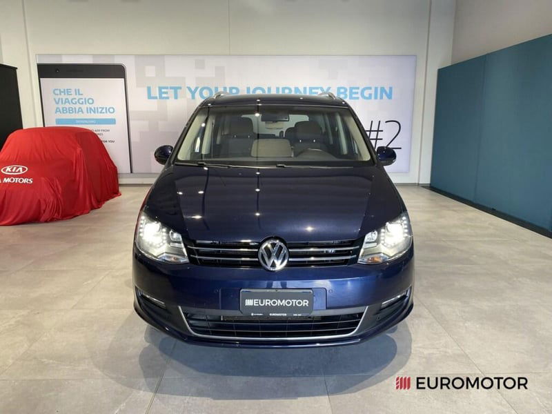 Volkswagen Sharan 2.0 TDI 177 CV DSG Highline BlueMotion Technology del 2021 usata a Modugno