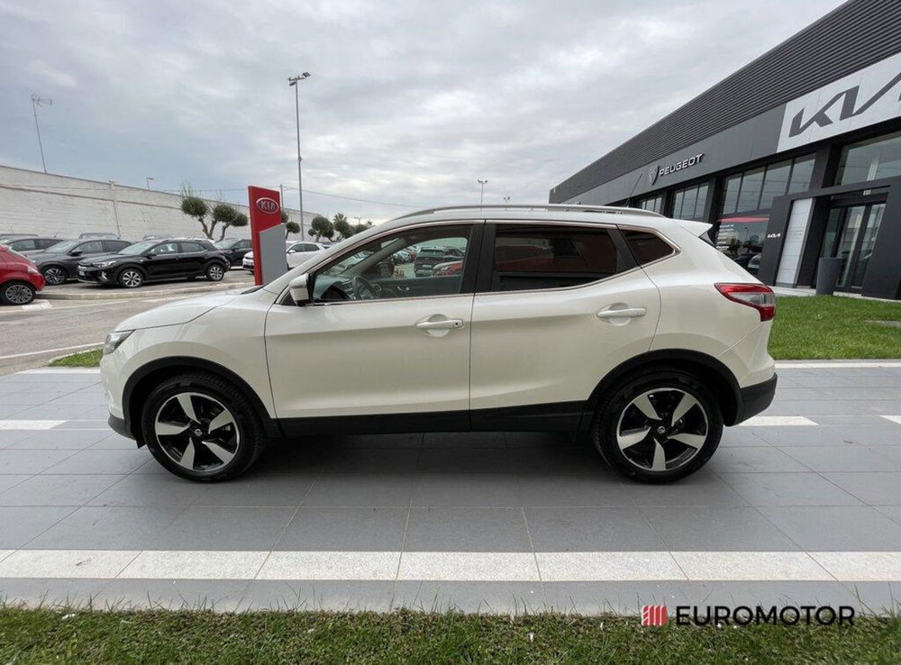 Nissan Qashqai usata a Bari (8)