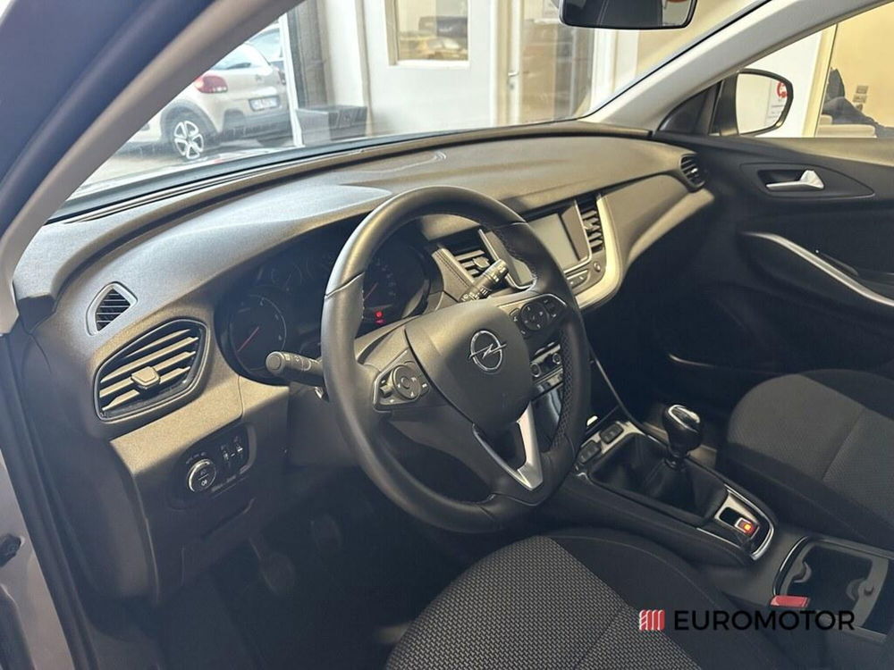 Opel Grandland X usata a Bari (15)