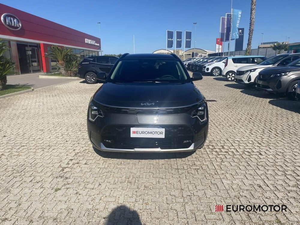 Kia Niro nuova a Bari (2)