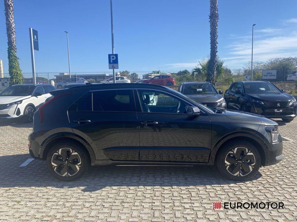 Kia Niro nuova a Bari (4)