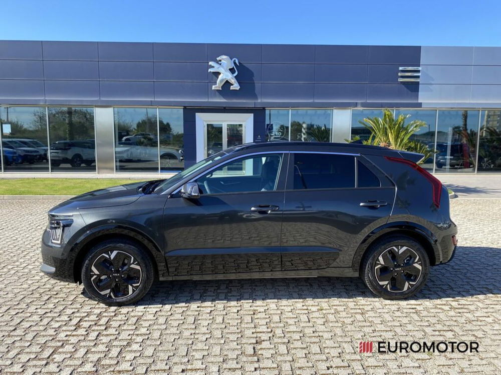 Kia Niro nuova a Bari (8)