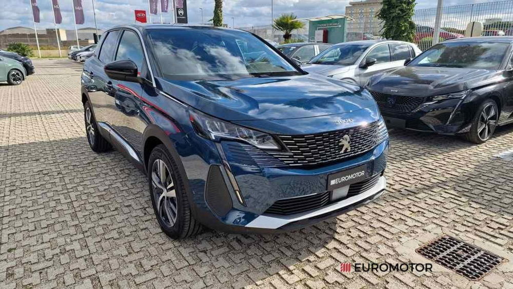 Peugeot 3008 nuova a Bari (3)