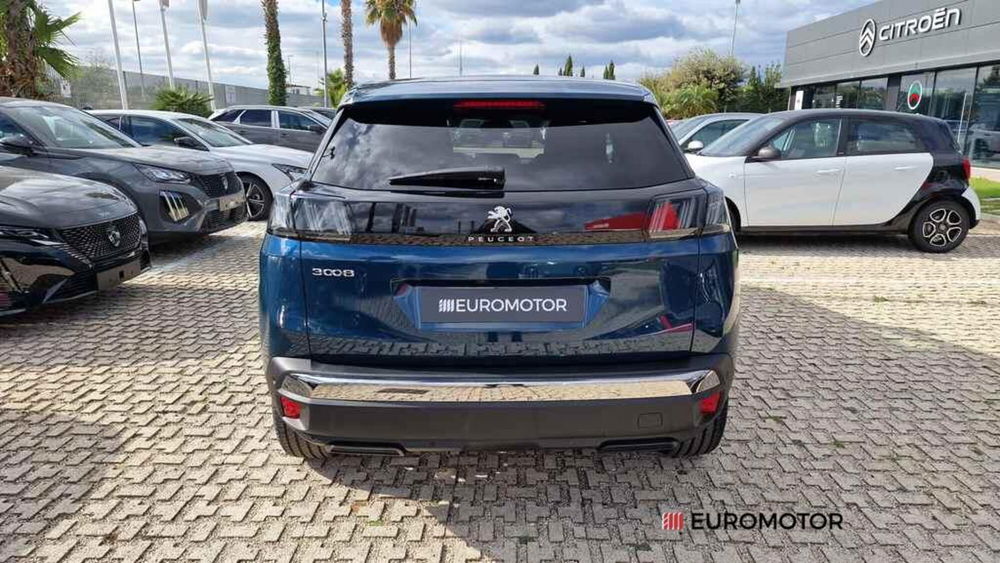 Peugeot 3008 nuova a Bari (6)