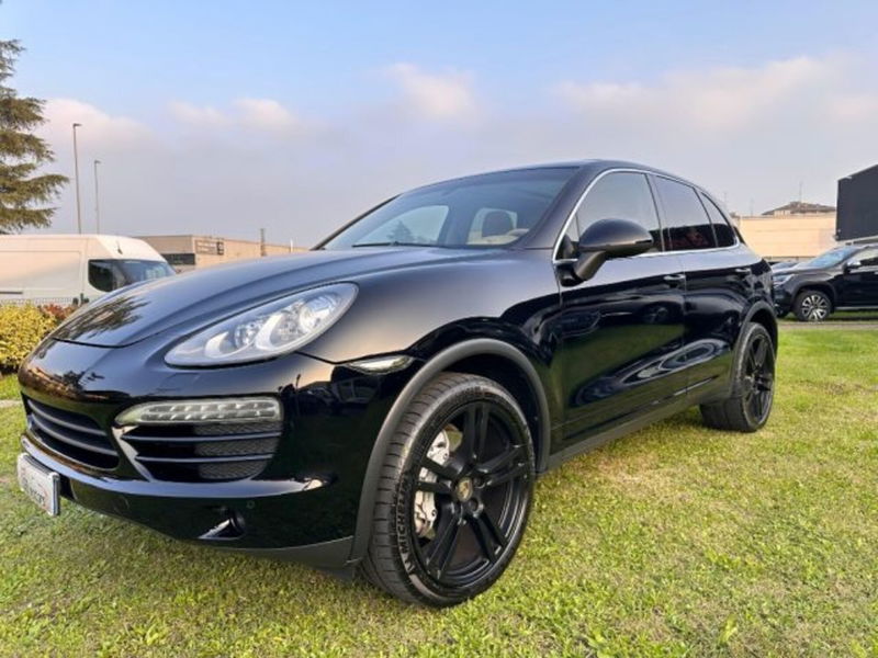 Porsche Cayenne 4.8 S del 2011 usata a Imola