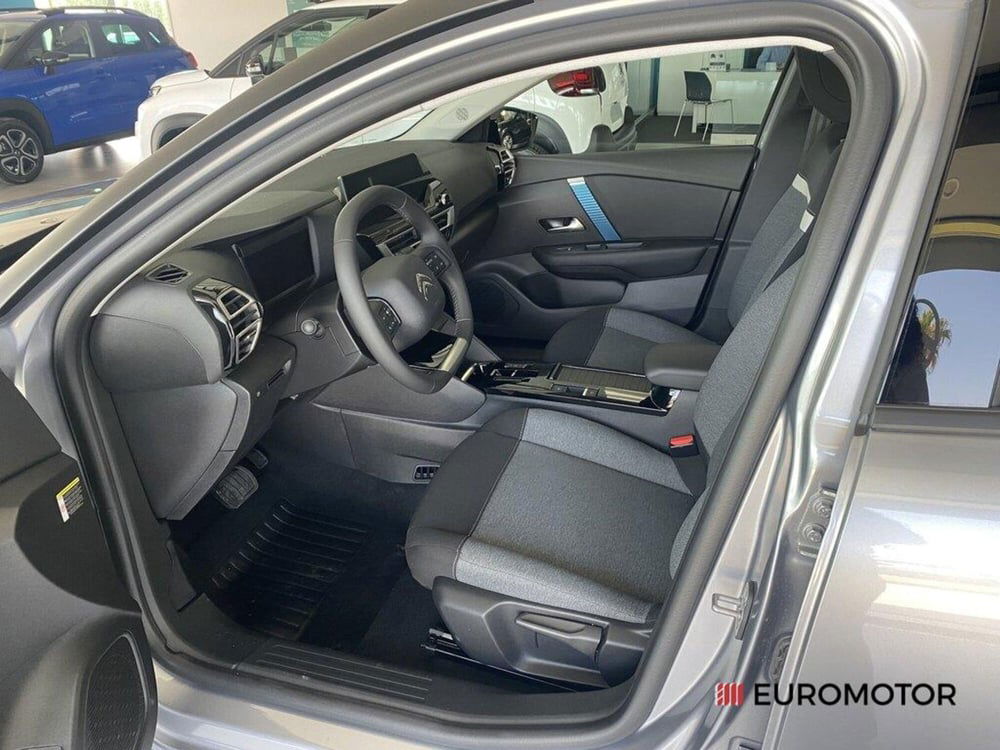 Citroen E-C4 nuova a Bari (9)