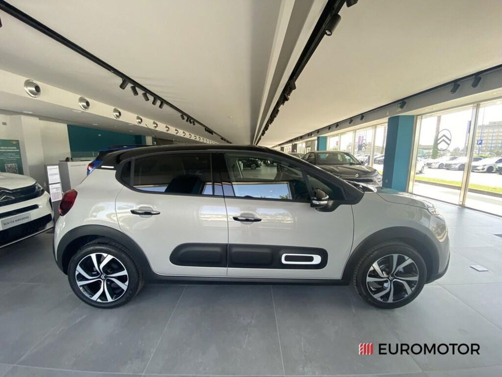 Citroen C3 nuova a Bari (4)