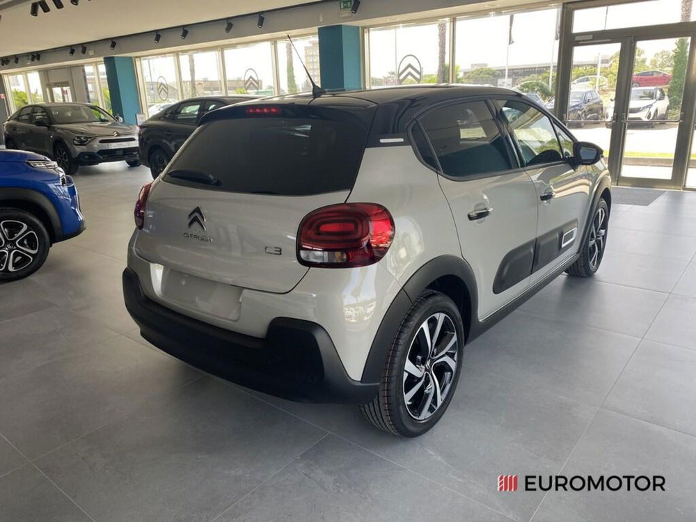 Citroen C3 nuova a Bari (5)