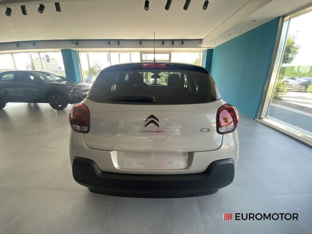 Citroen C3 nuova a Bari (6)