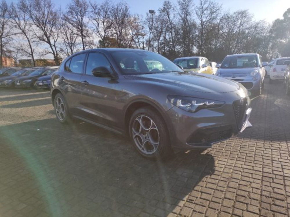 Alfa Romeo Stelvio usata a Frosinone (8)