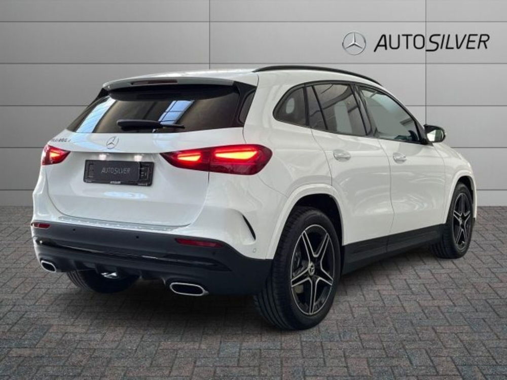 Mercedes-Benz GLA SUV nuova a Verona (2)