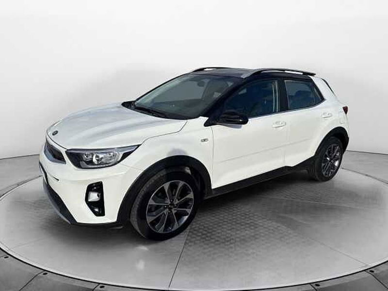 Kia Stonic 1.4 MPI 100 CV Energy del 2020 usata a Siena