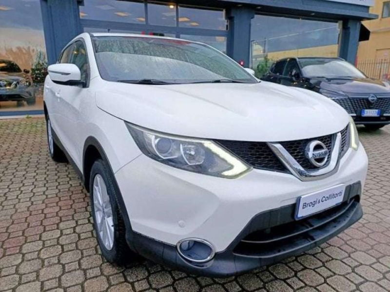 Nissan Qashqai 1.2 DIG-T Acenta  del 2017 usata a Empoli