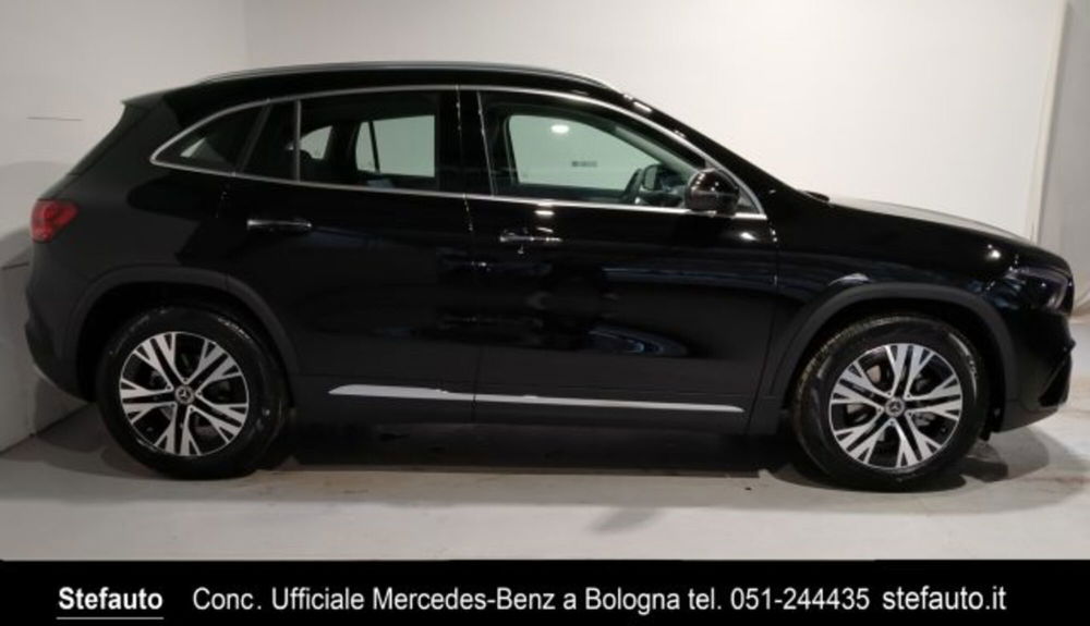 Mercedes-Benz GLA SUV nuova a Bologna (3)