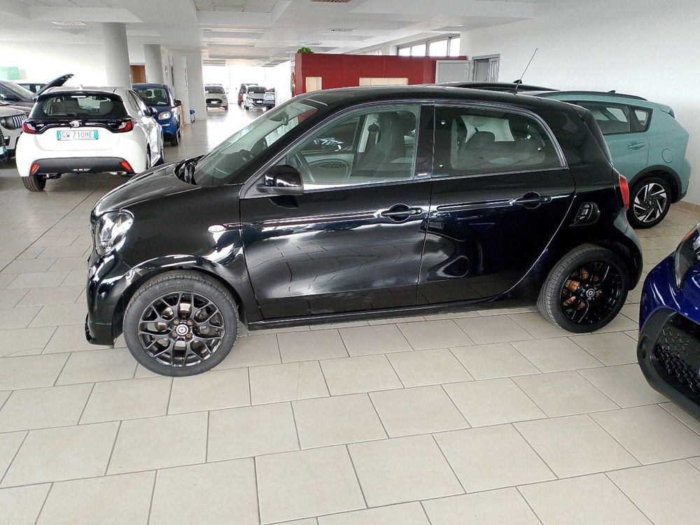 smart forfour usata a Lecce (2)