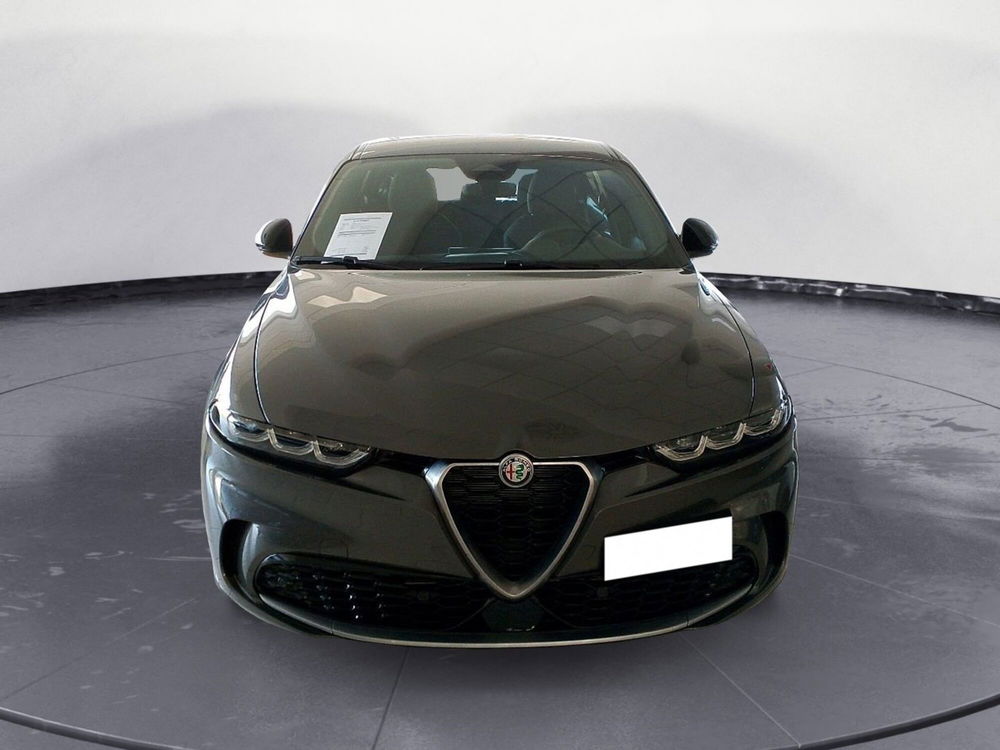 Alfa Romeo Tonale usata a Lecce (5)