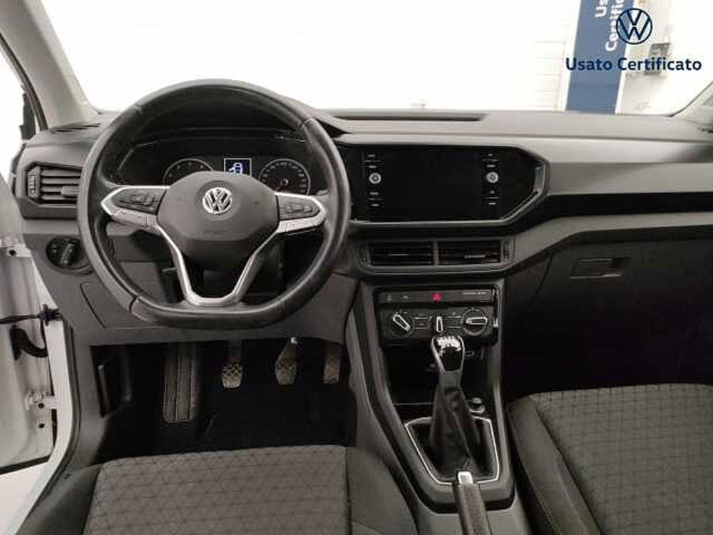 Volkswagen T-Cross usata a Varese (15)