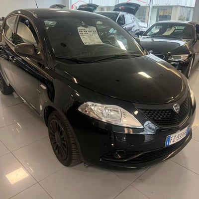 Lancia Ypsilon 1.2 69 CV 5 porte Elefantino Blu  del 2020 usata a Cento