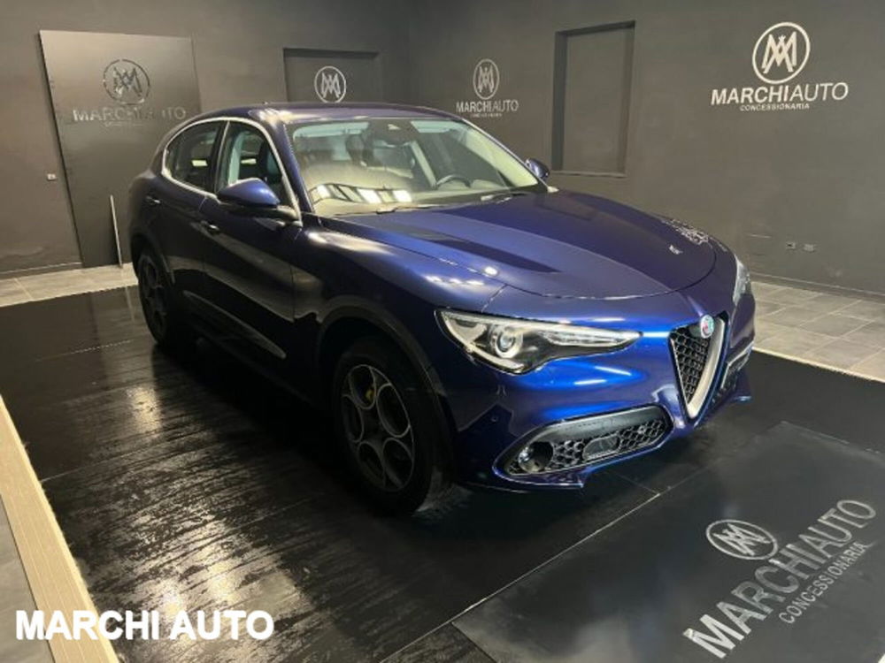 Alfa Romeo Stelvio usata a Perugia (3)