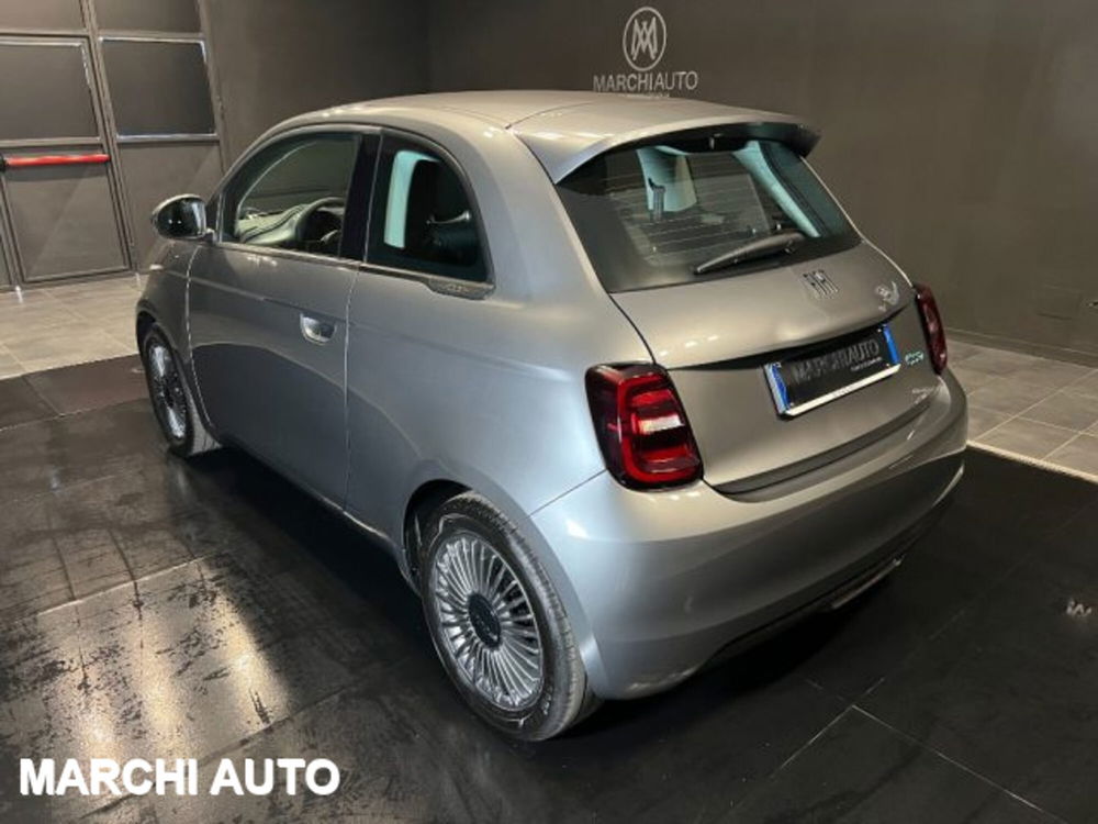 Fiat 500e nuova a Perugia (7)