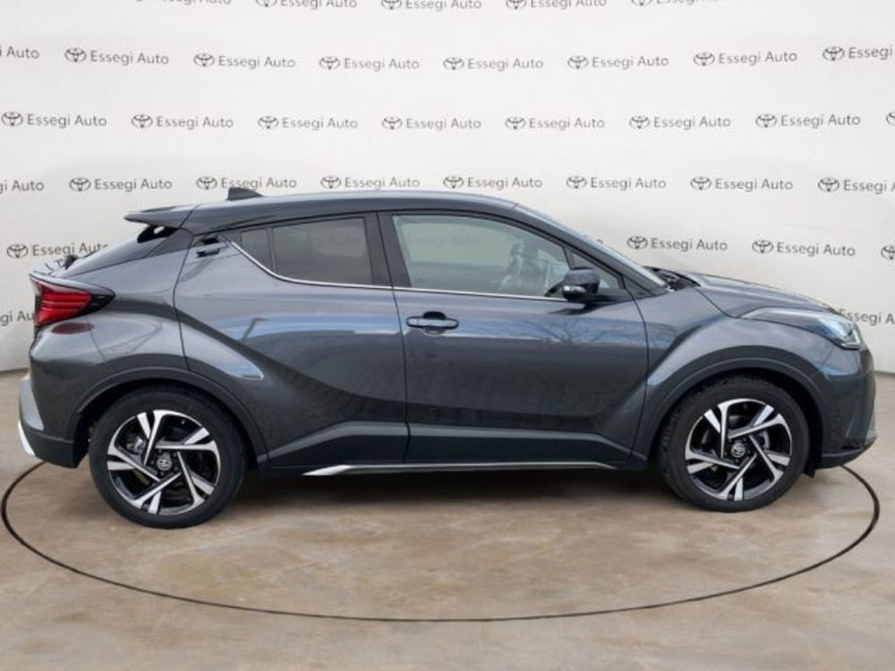 Toyota Toyota C-HR usata a Vercelli (14)