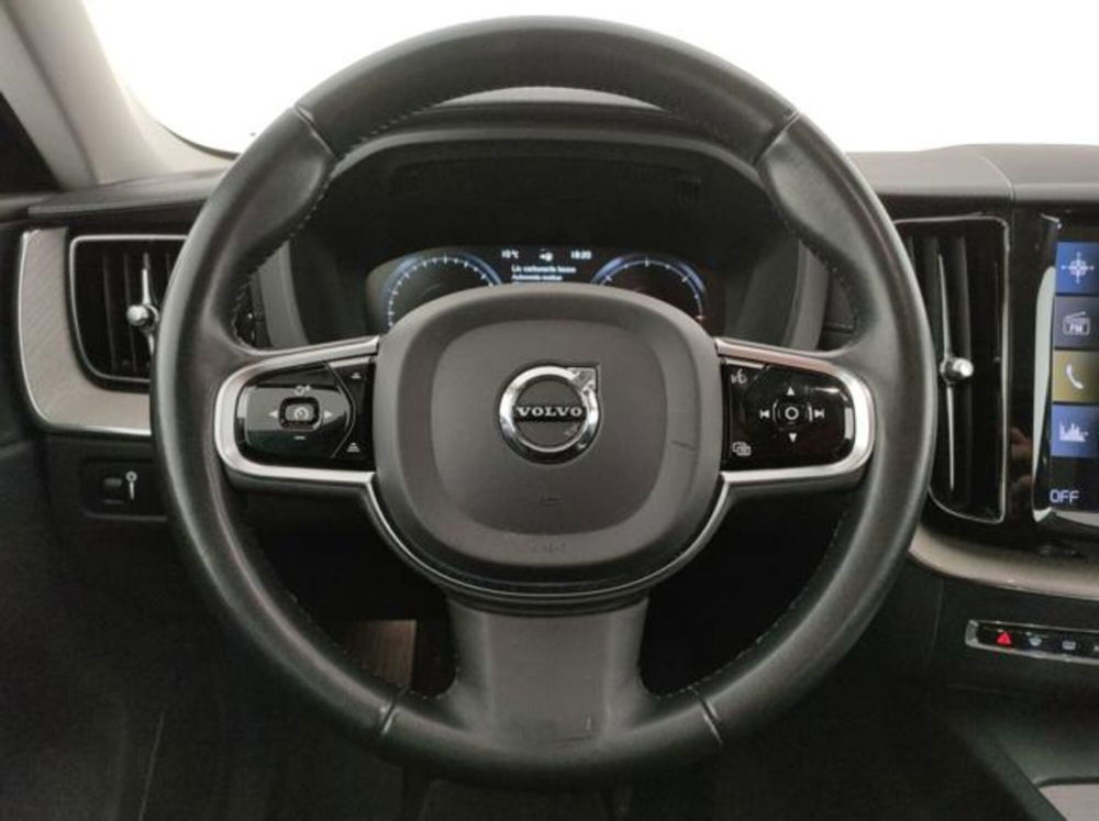 Volvo XC60 usata a Modena (16)