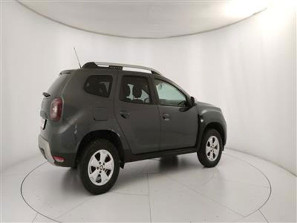 Dacia Duster usata a Bari (8)