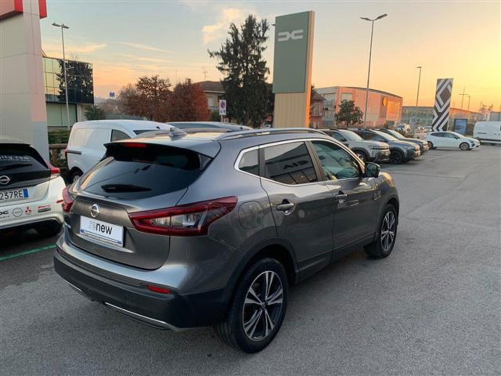 Nissan Qashqai usata a Asti (2)