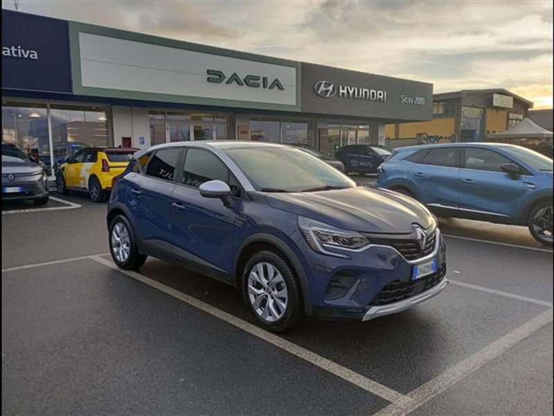 Renault Captur TCe 100 CV GPL FAP Zen  del 2021 usata a Ivrea