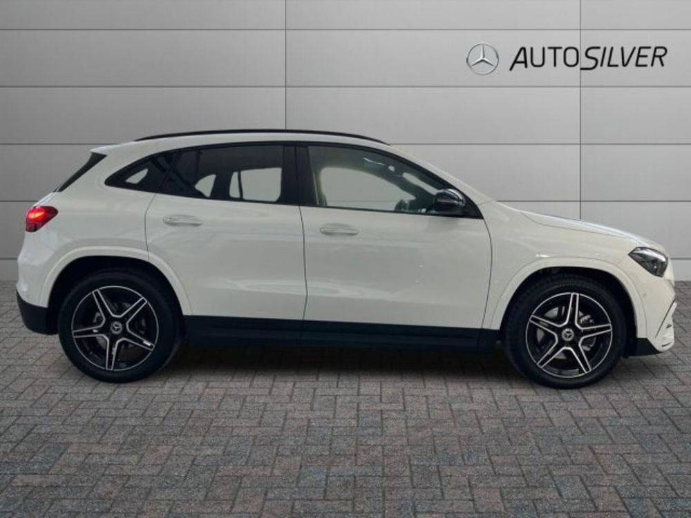 Mercedes-Benz GLA SUV nuova a Verona (3)