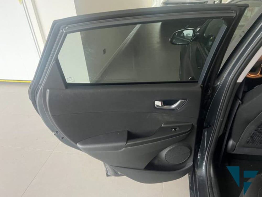 Hyundai Kona usata a Udine (17)