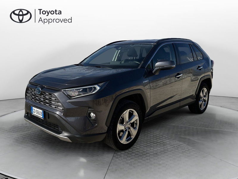 Toyota Rav4 HV (218CV) E-CVT 2WD Lounge  del 2021 usata a Favara