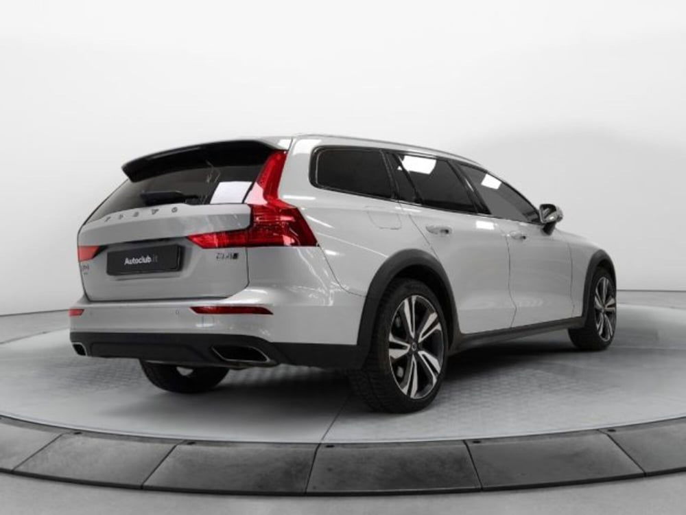 Volvo V60 Cross Country usata a Modena (2)