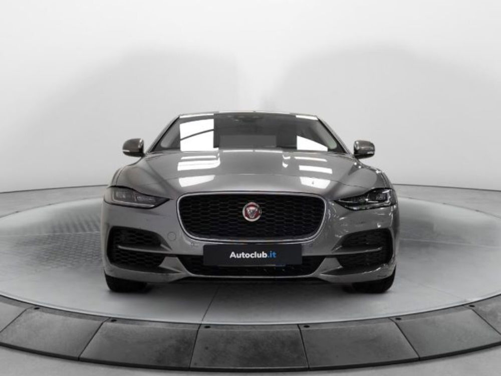 Jaguar XE usata a Modena (17)