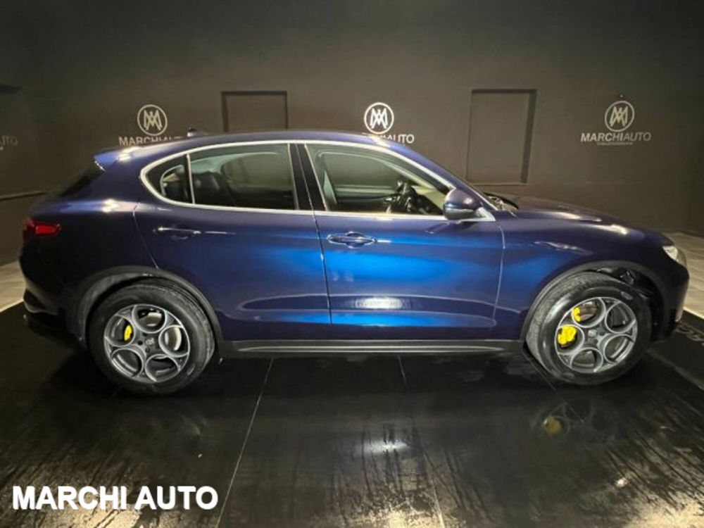 Alfa Romeo Stelvio usata a Perugia (4)