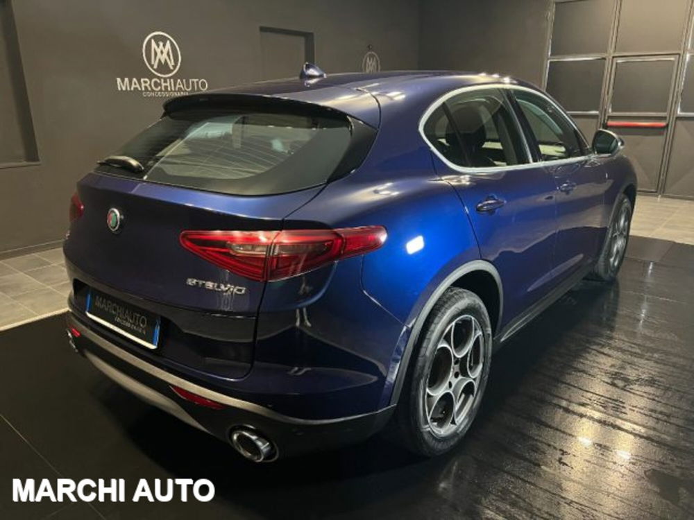 Alfa Romeo Stelvio usata a Perugia (5)