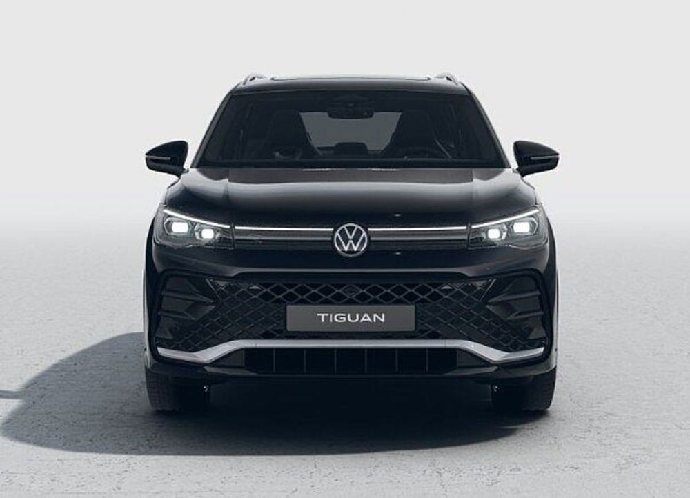 Volkswagen Tiguan nuova a Ravenna (8)