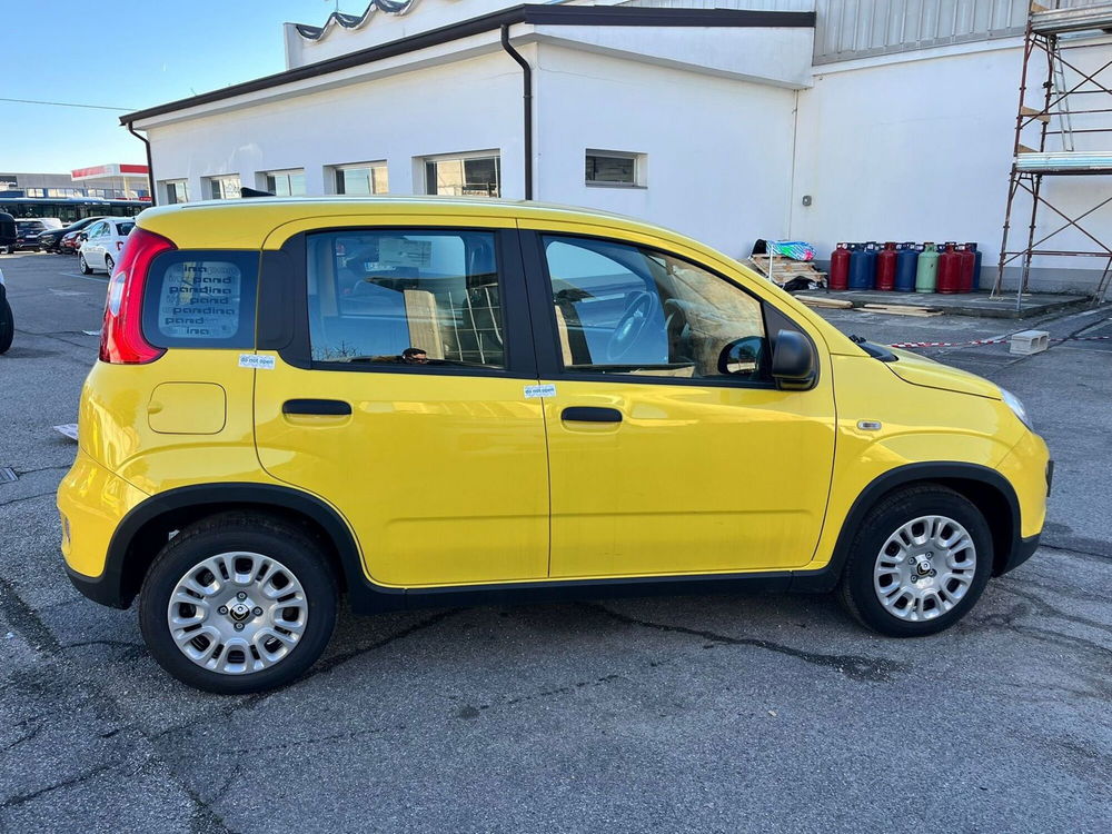 Fiat Panda Cross nuova a Milano (5)