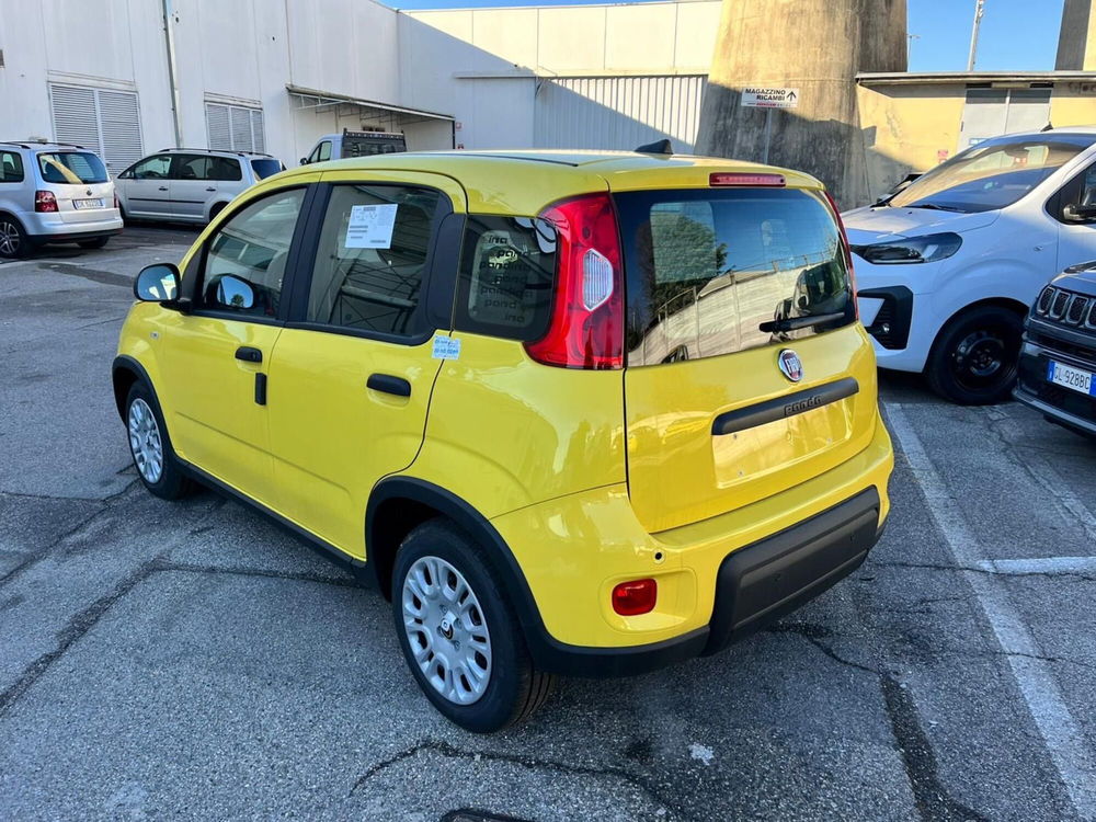 Fiat Panda Cross nuova a Milano (6)