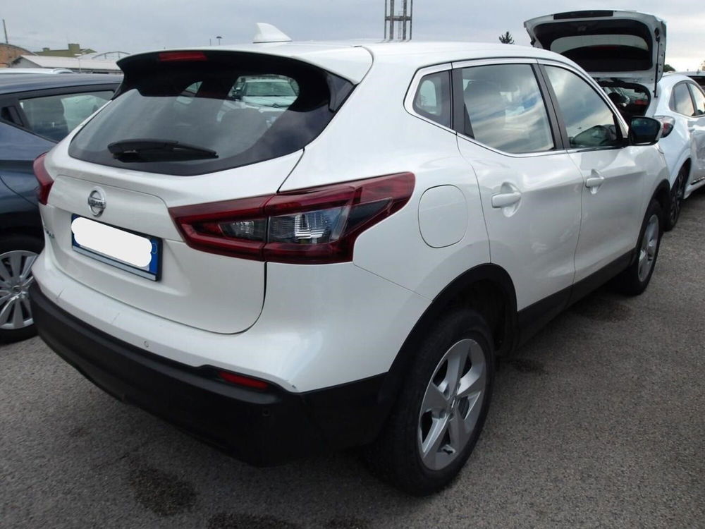 Nissan Qashqai usata a Cosenza (2)